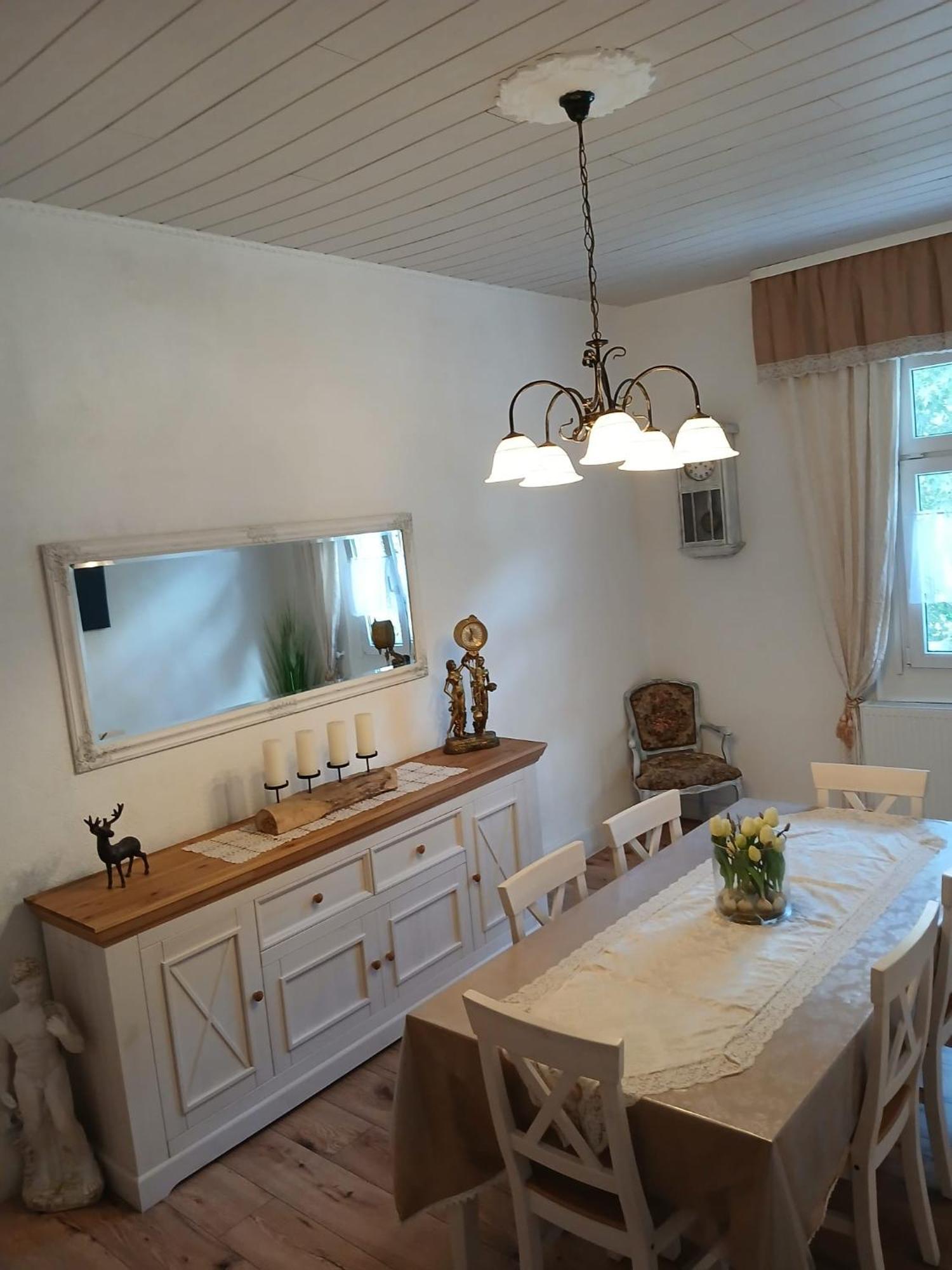 쉴타크 Familienfreundliches-Luxus-Bahnwaerterhaus 빌라 외부 사진