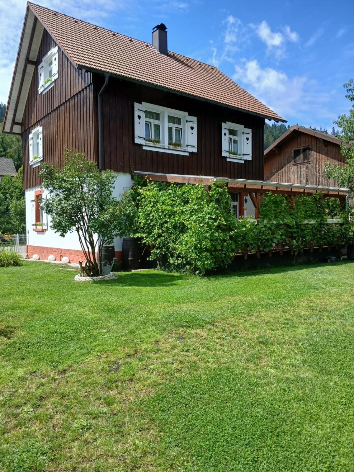 쉴타크 Familienfreundliches-Luxus-Bahnwaerterhaus 빌라 외부 사진